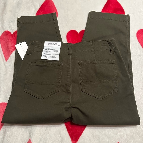 NWT Westbound Petite Size CHINO Crop
High Rise Slim - Picture 5 of 15